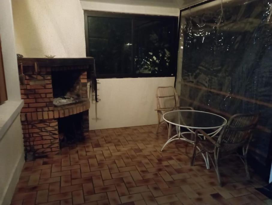 3 Pieces Calme, Terrasse Et Parking Prive Lejlighed Courcouronnes Eksteriør billede